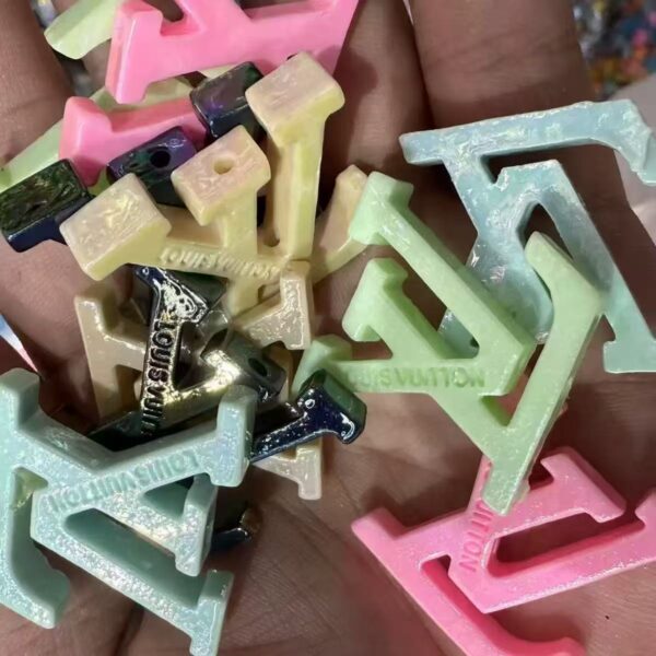 LV Mixed Beads --- 5 PCS