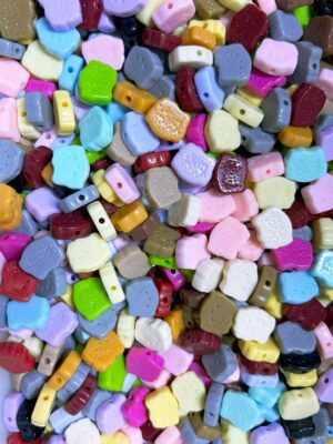 HK-Shaped Acrylic Beads— 150 ML