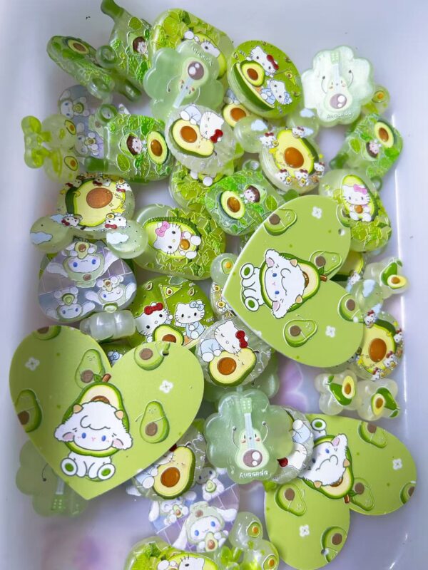 Avocado Green HK Mixed Beads --- 150 ML